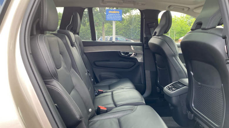 Volvo XC90 2.0 B5P Ultra Dark 5dr AWD Geartronic Petrol Estate